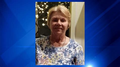Missing woman with dementia last seen leaving senior living community
